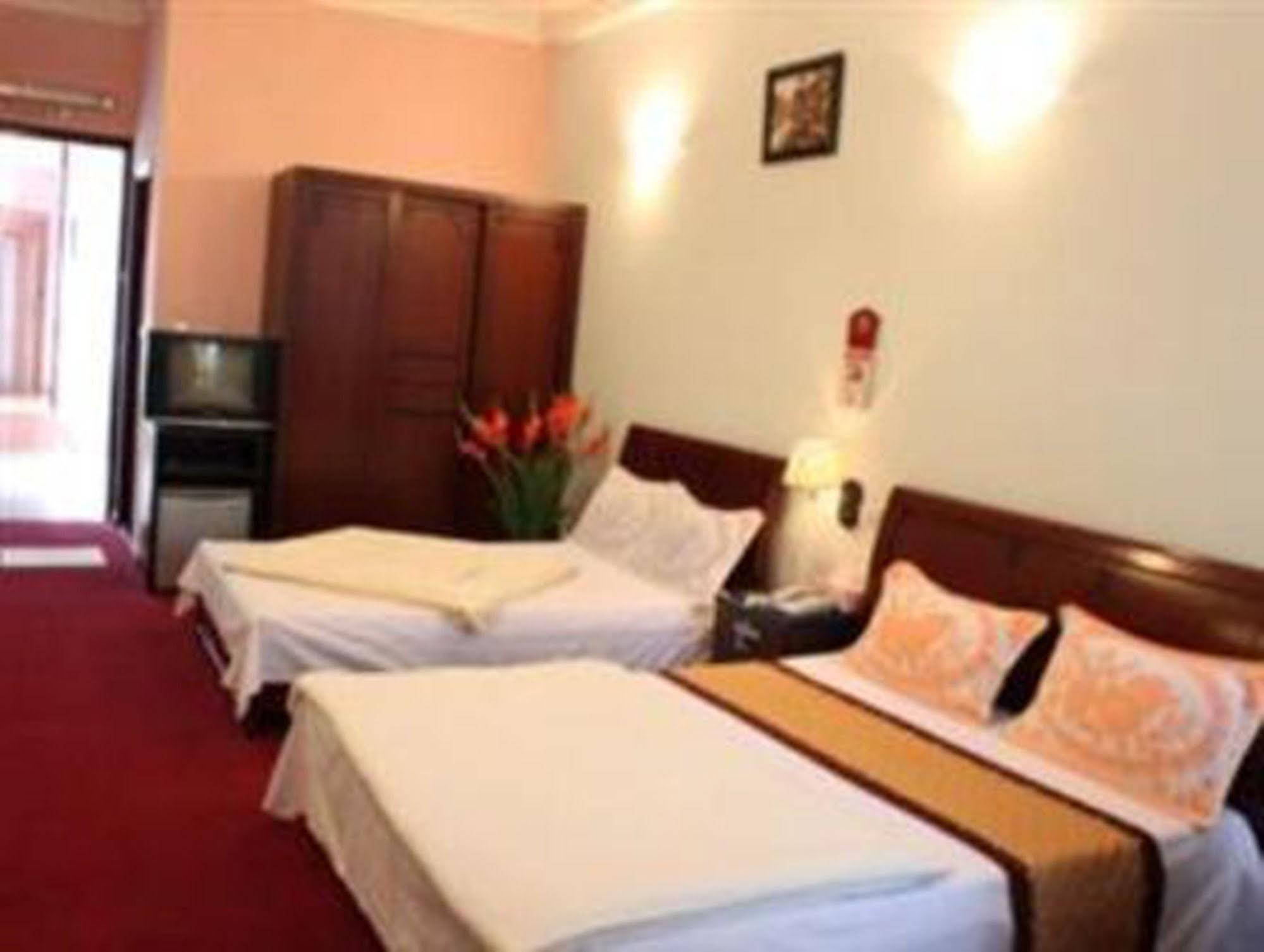 A25 Hotel - 12 Lien Tri Hanoi Exterior foto